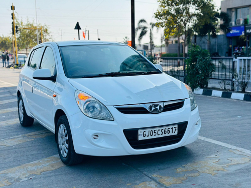 i20 CNG 2011