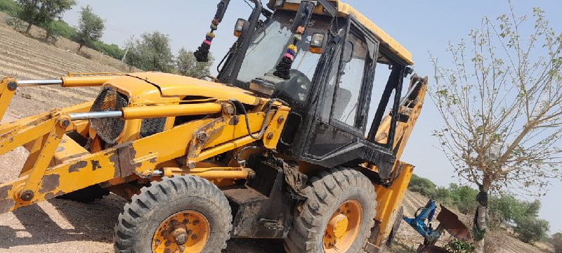 JCB