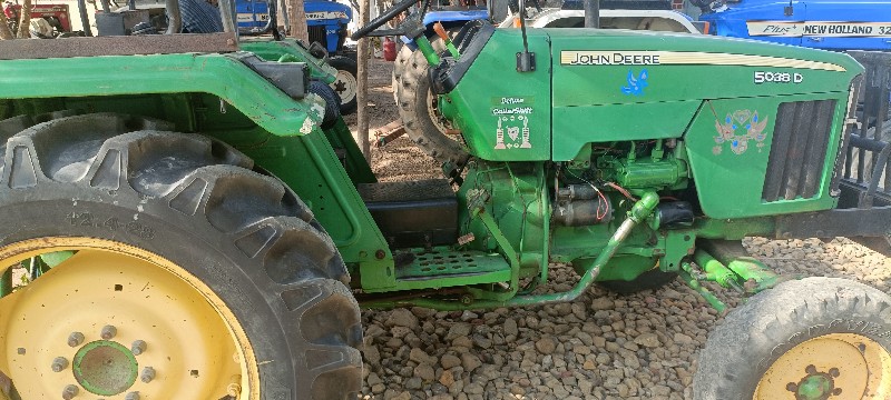 John deere5038