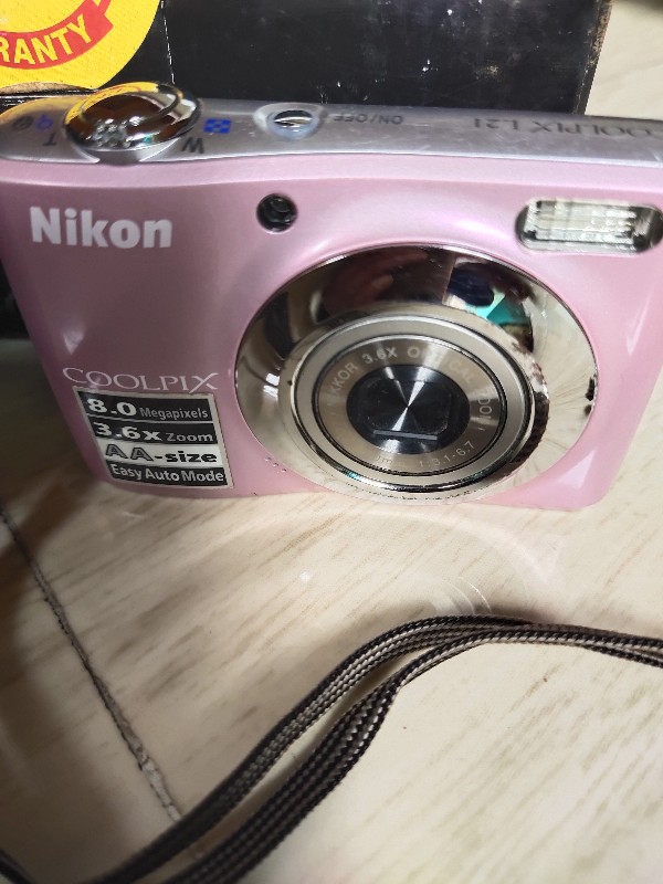 Nikon COOLPIX L...