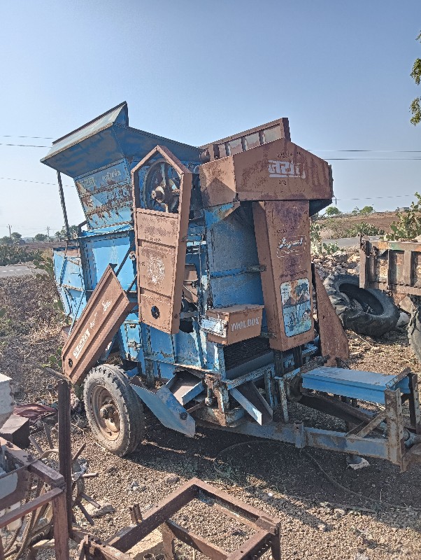 થ્રેશર વેચવાનું...