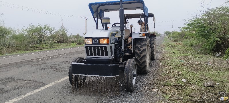 TRACTOR VACHVAN...