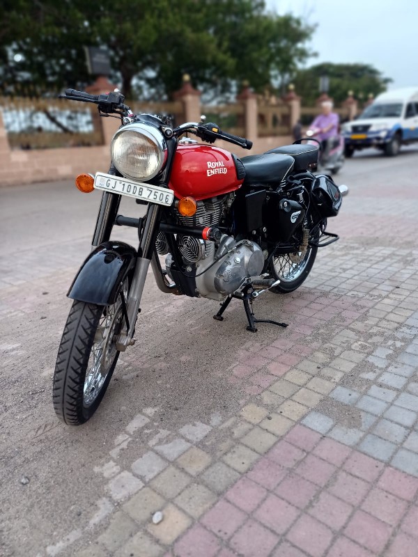 Royal Enfield c...