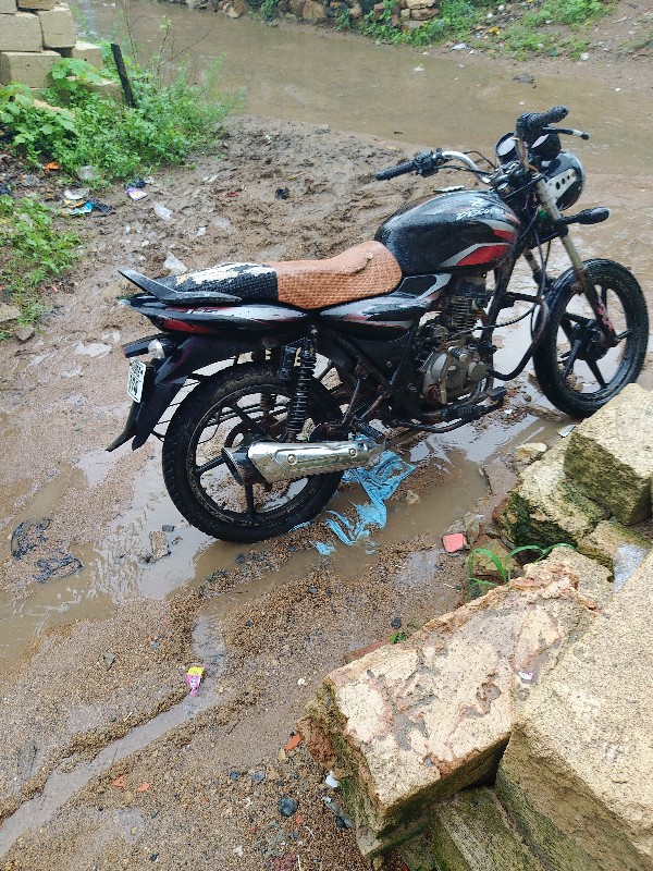 Bajaj discover