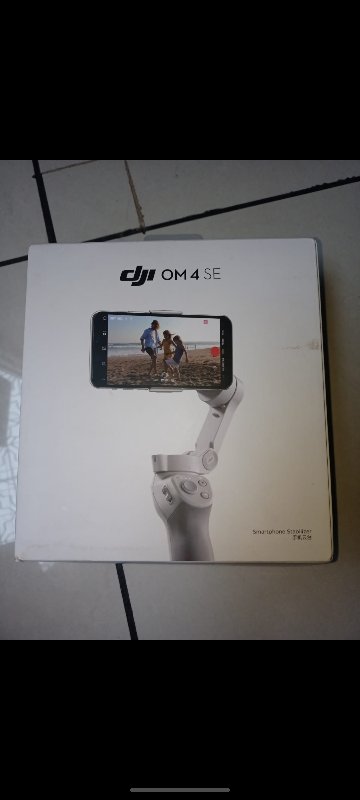 DJI om4 se gimb...