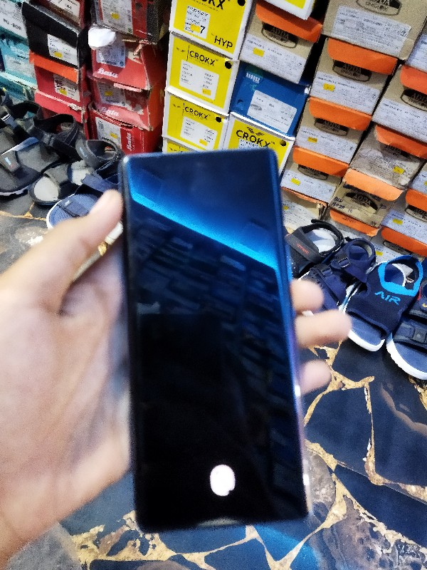 Vivo v 27 5g