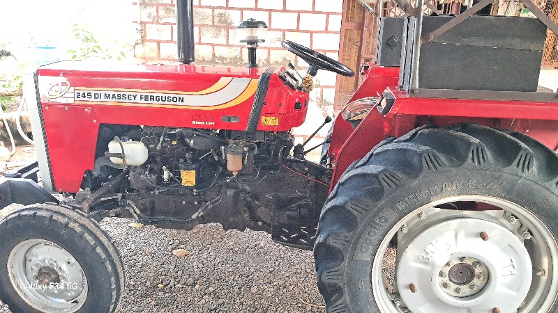 Massey 245