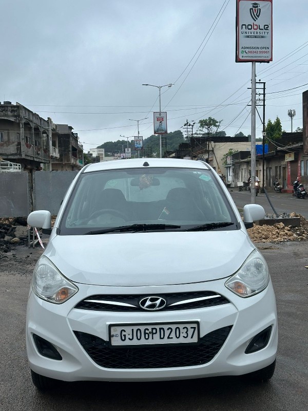 Hyundai i10 પેટ...