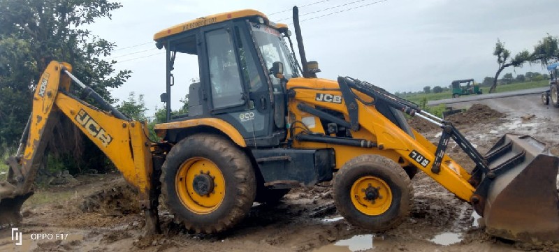 JCB