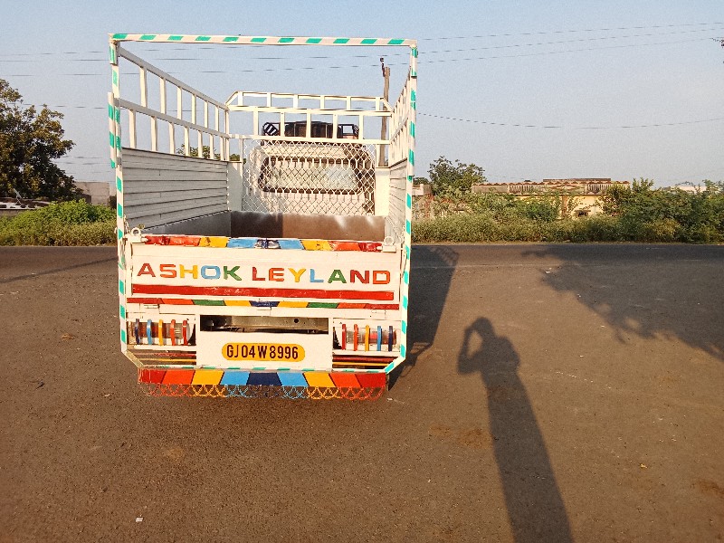 Ashok Leyland d...