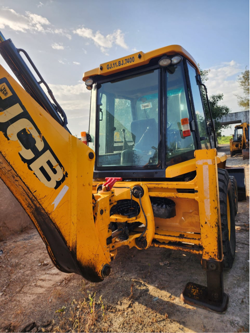 JCB 2019 
Rate...