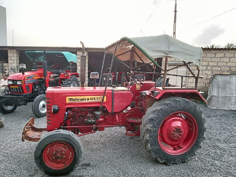 Mahindra 475