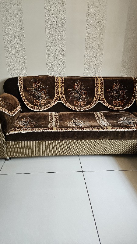 sofa selling