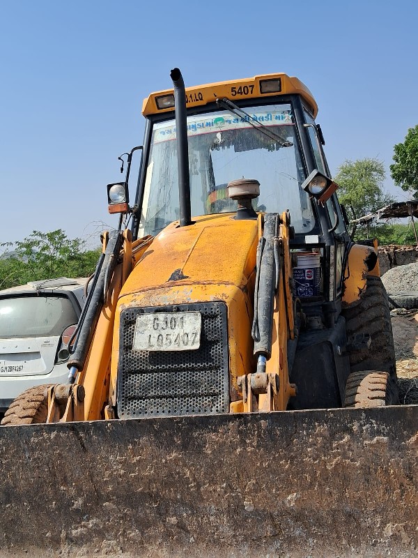 jcb model 2011