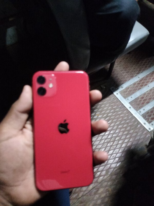 iPhone 11