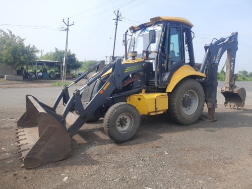 Mahindra jcb