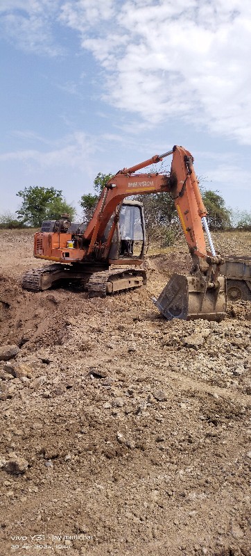 Tata hitachi 11...