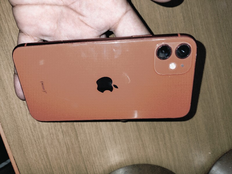 iPhone 11