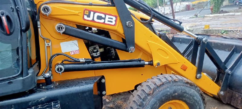 jcb