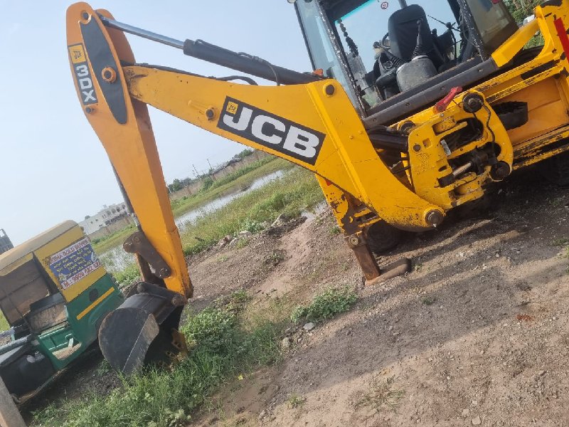 jcb