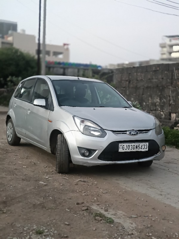 Ford figo 2011