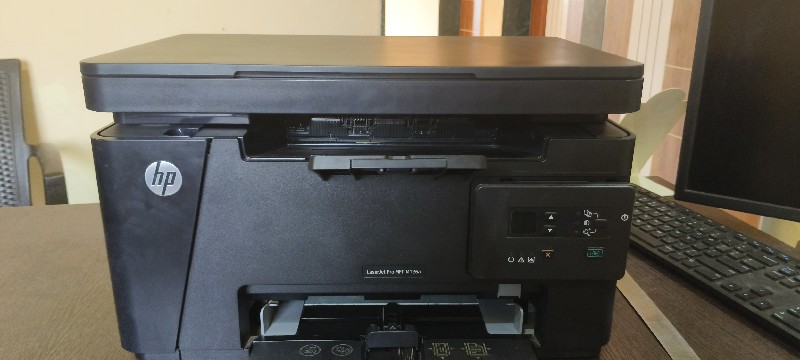 Printer hp M126...