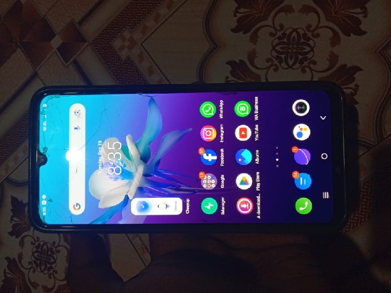 Vivo v20