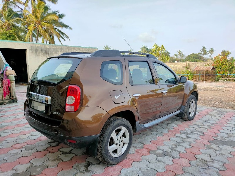 Renault duster...