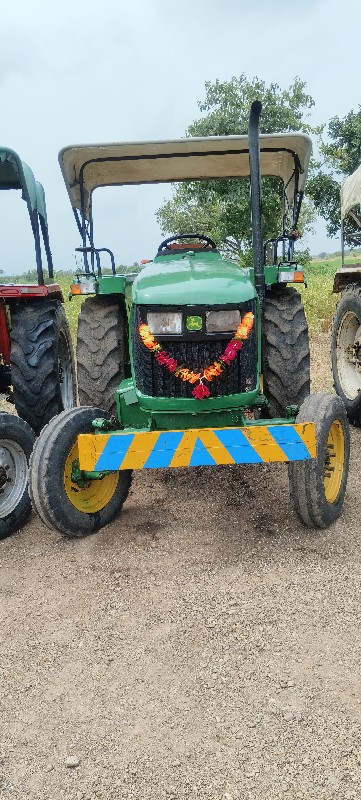 TRACTOR VACHVAN...