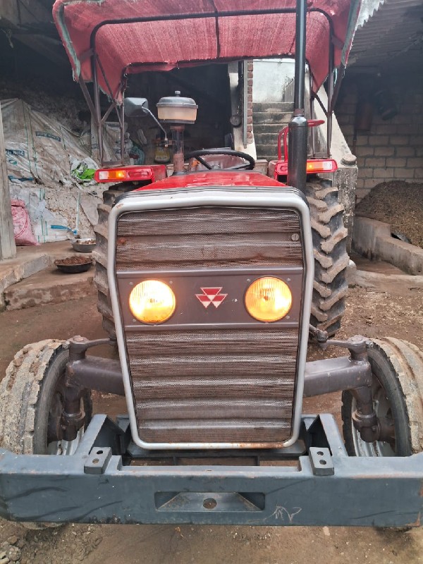 Massey ferguson...