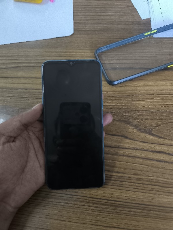 Realme C3 4gb 6...