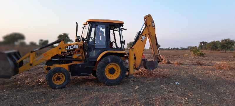 jcb