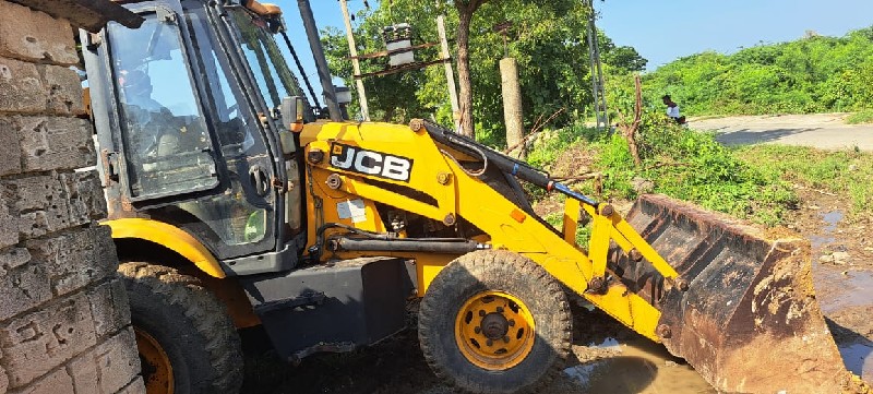 jcb