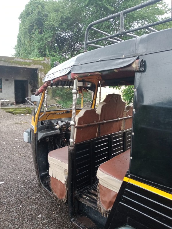 Piaggio ape