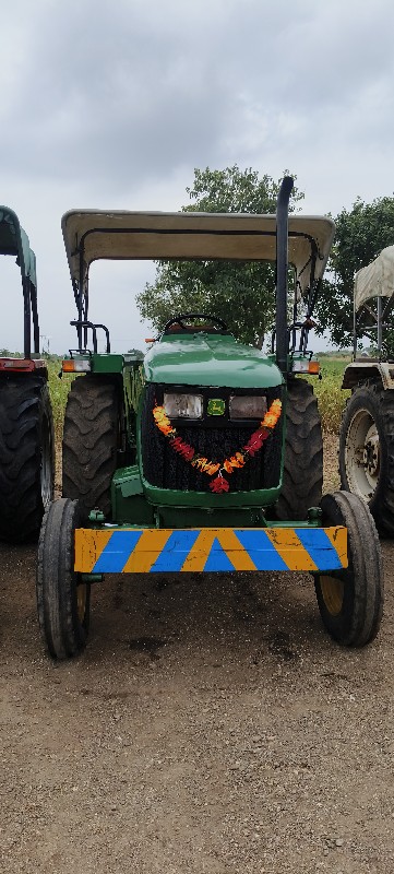 TRACTOR VACHVAN...