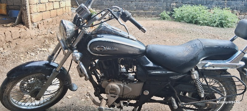 Avenger 220cc ગ...