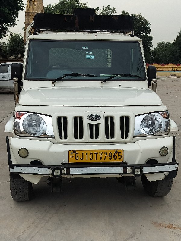 mahindra bolero