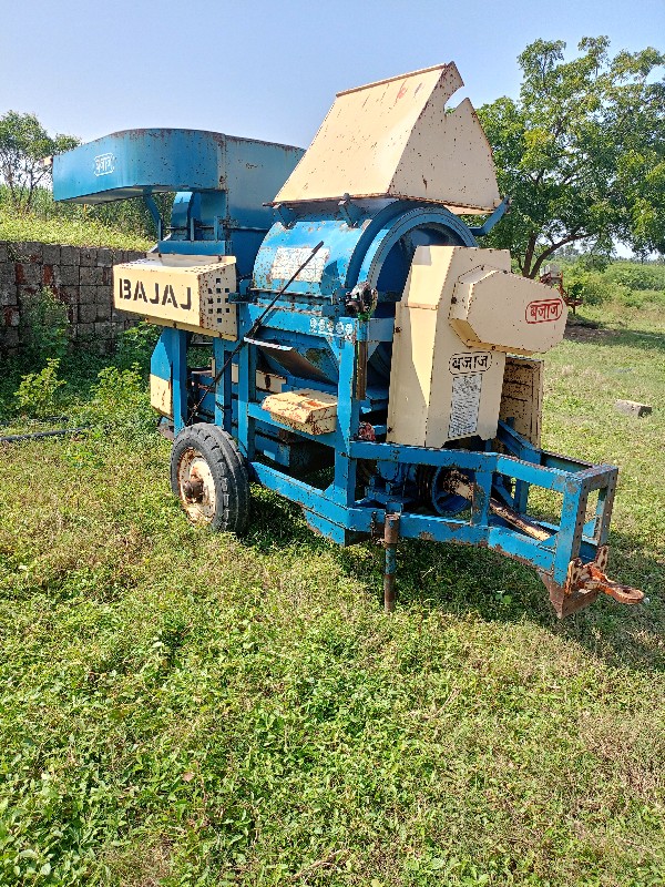 Bajaj thresar