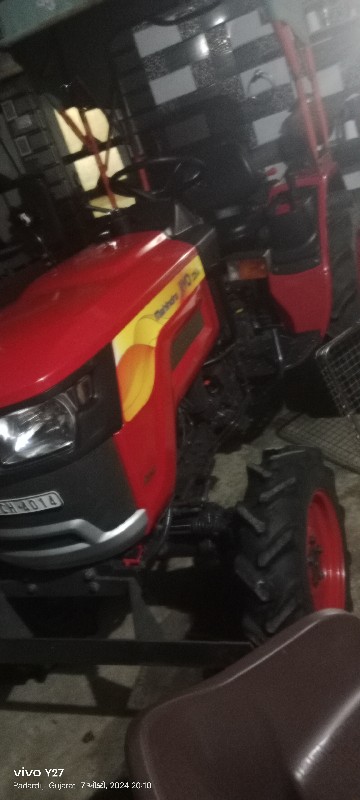 mahindra જીવો 2...