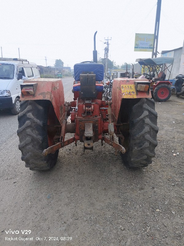 Mahindra 275Di...