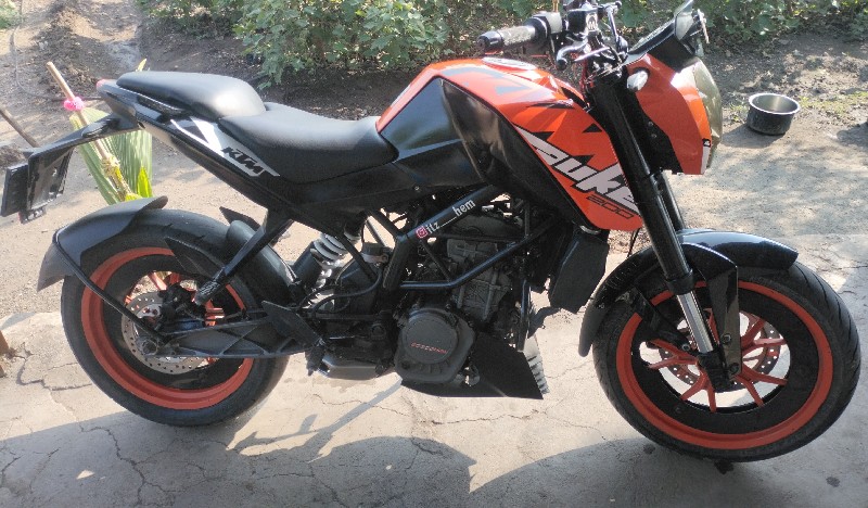 KTM DUKE 200 ગા...