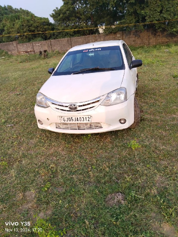 TOYOTA ETIOS