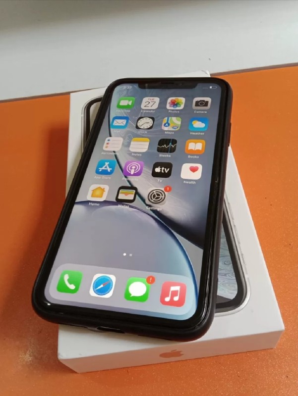 iphone xr  %76...