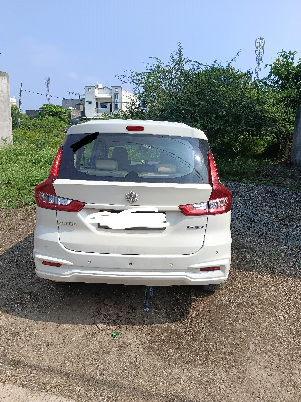 Ertiga petrol c...