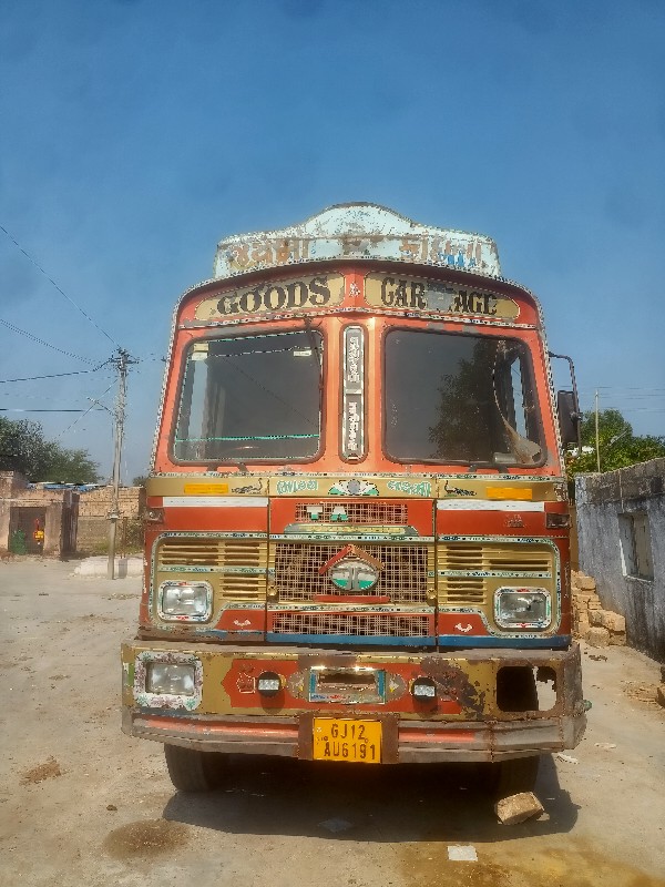 tata truck