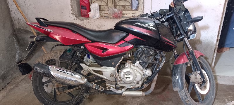 bajaj pulsar