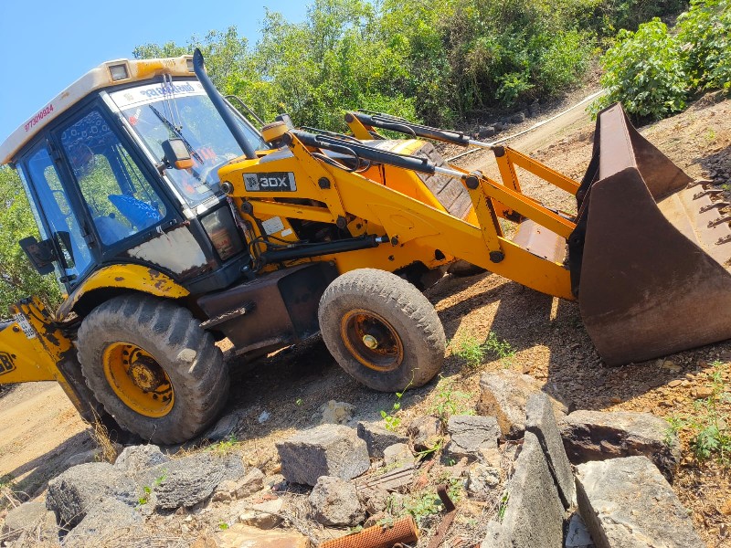 JCB9773010924