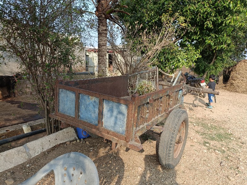 બળદ ગાડું વેચવા...