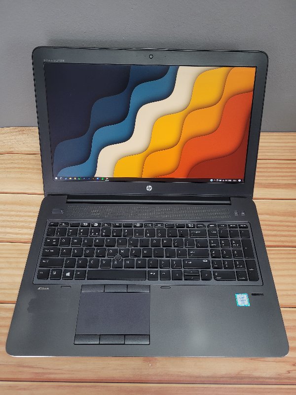 *HP ZBOOK 15-G3...