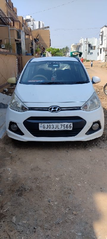 Hyundai GRAND I...